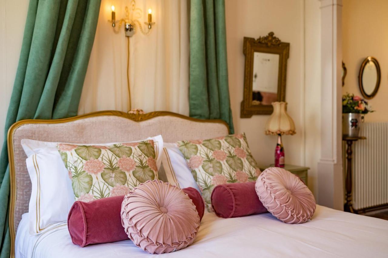 Champagne House - Elegance, Luxury And Charm Bed and Breakfast Condom Exteriör bild