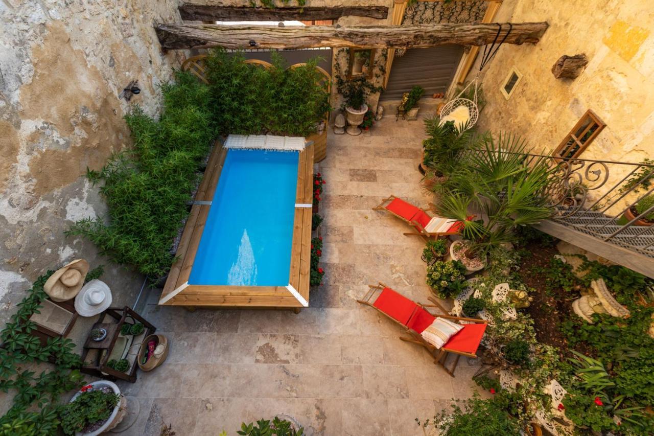 Champagne House - Elegance, Luxury And Charm Bed and Breakfast Condom Exteriör bild