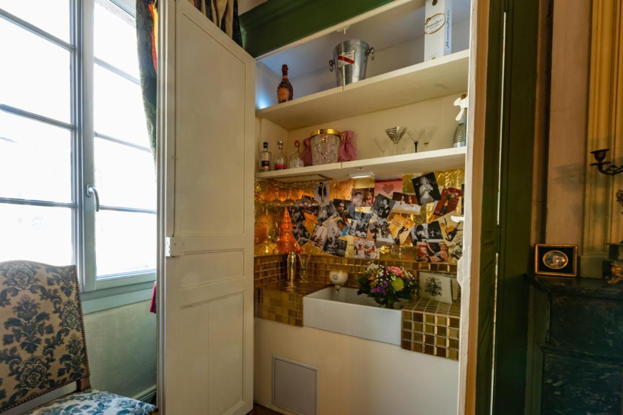Champagne House - Elegance, Luxury And Charm Bed and Breakfast Condom Exteriör bild