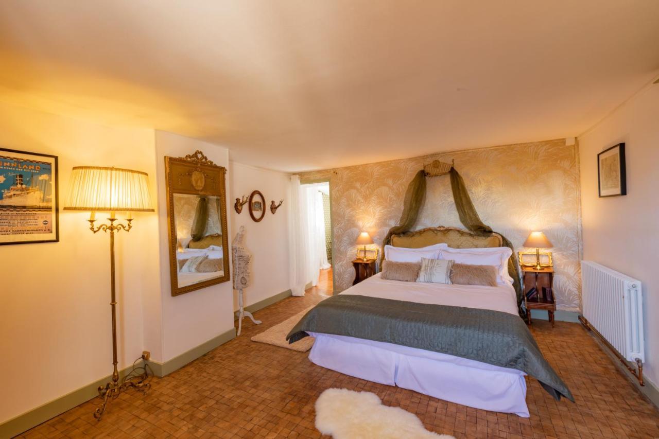 Champagne House - Elegance, Luxury And Charm Bed and Breakfast Condom Exteriör bild